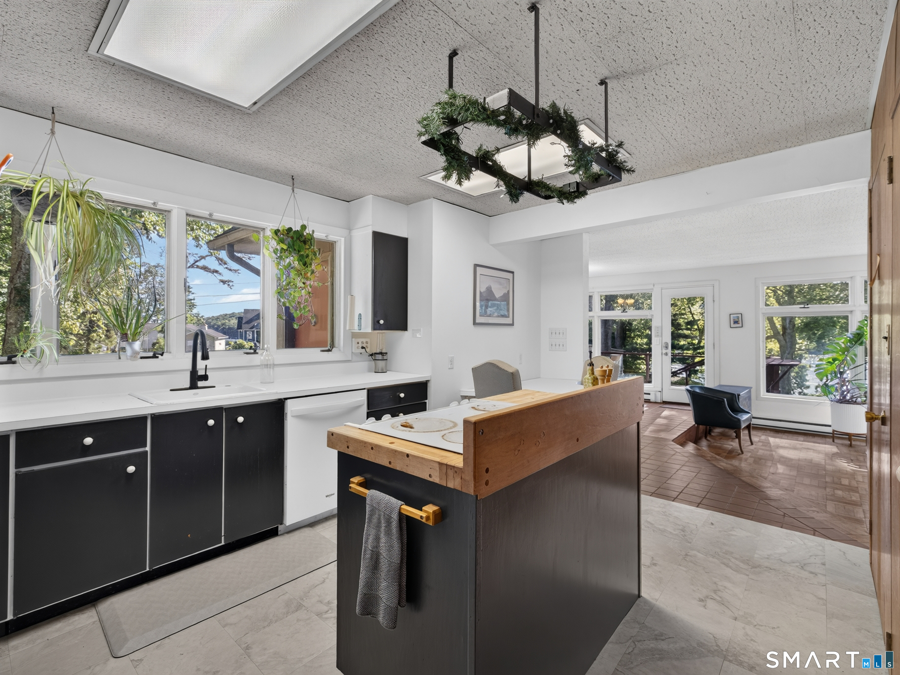 35 Oswegatchie Road Waterford CT 06385