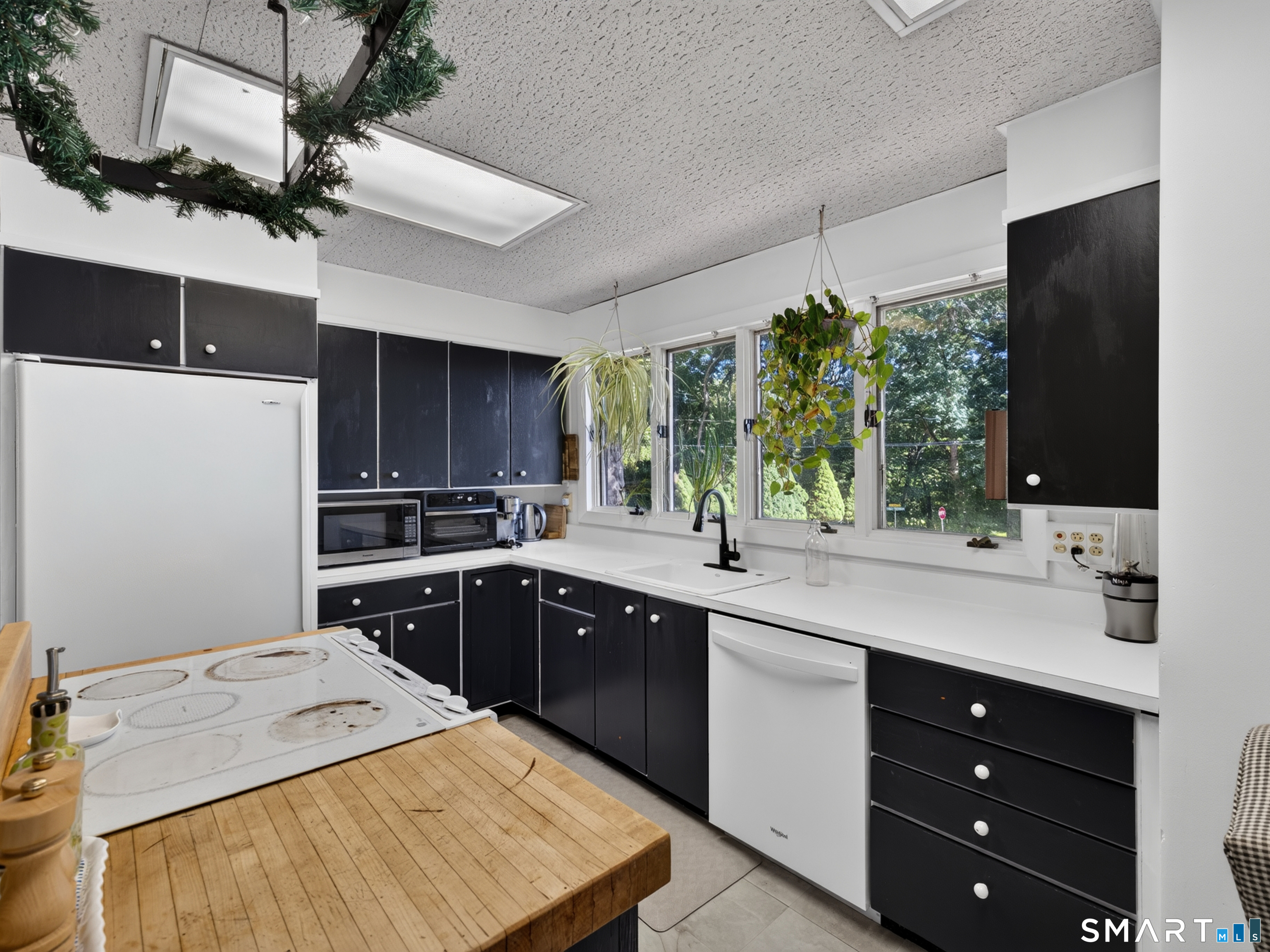 35 Oswegatchie Road Waterford CT 06385