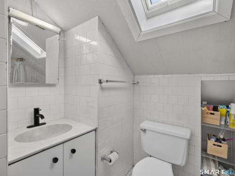 35 Oswegatchie Road Waterford CT 06385