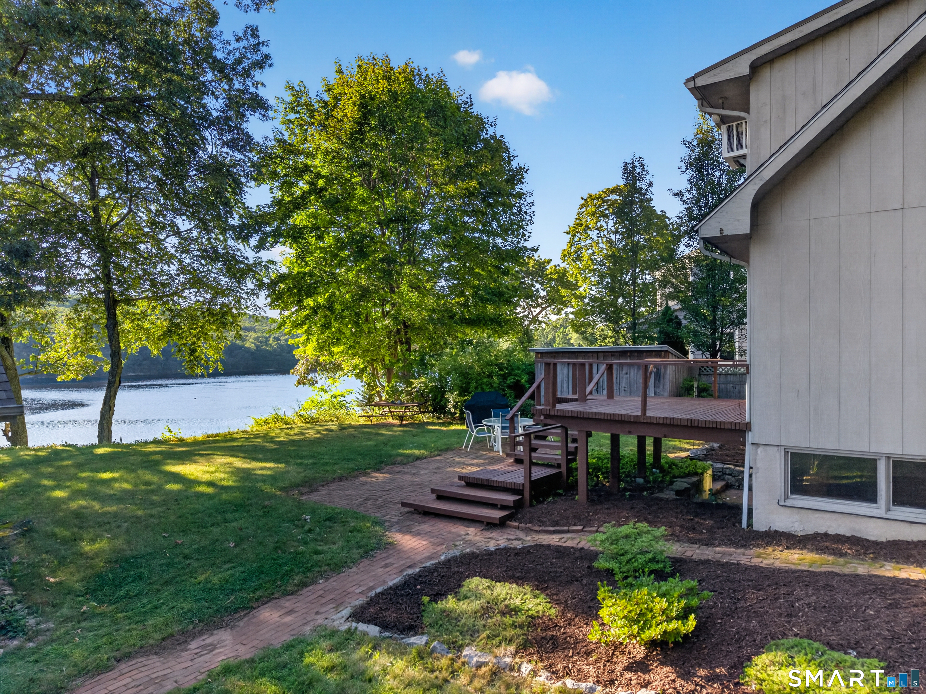 35 Oswegatchie Road Waterford CT 06385
