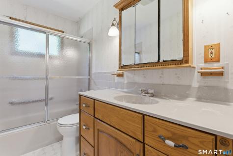 88 Spithead Road Waterford CT 06385