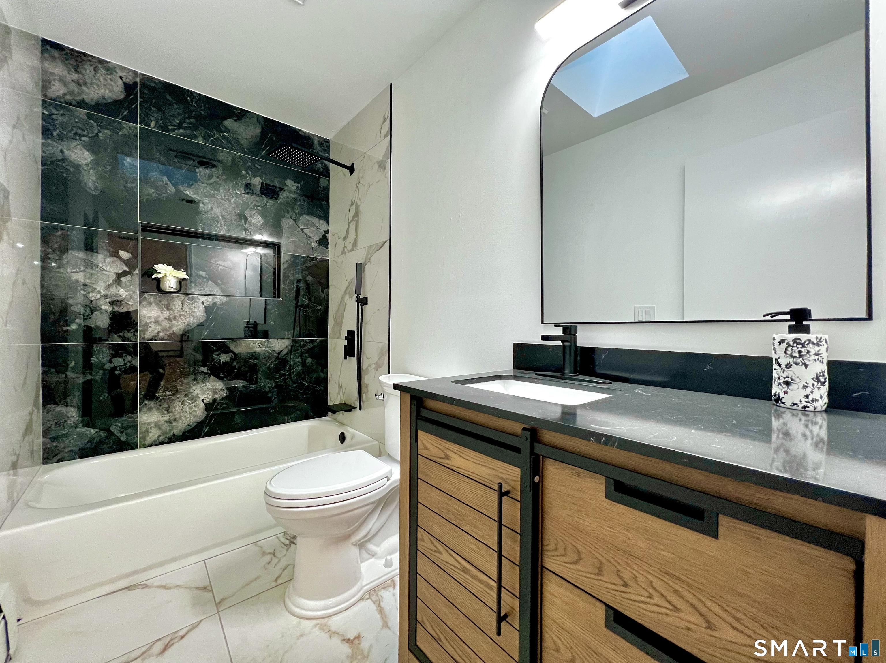 25 Wallace Street Shelton CT 06484