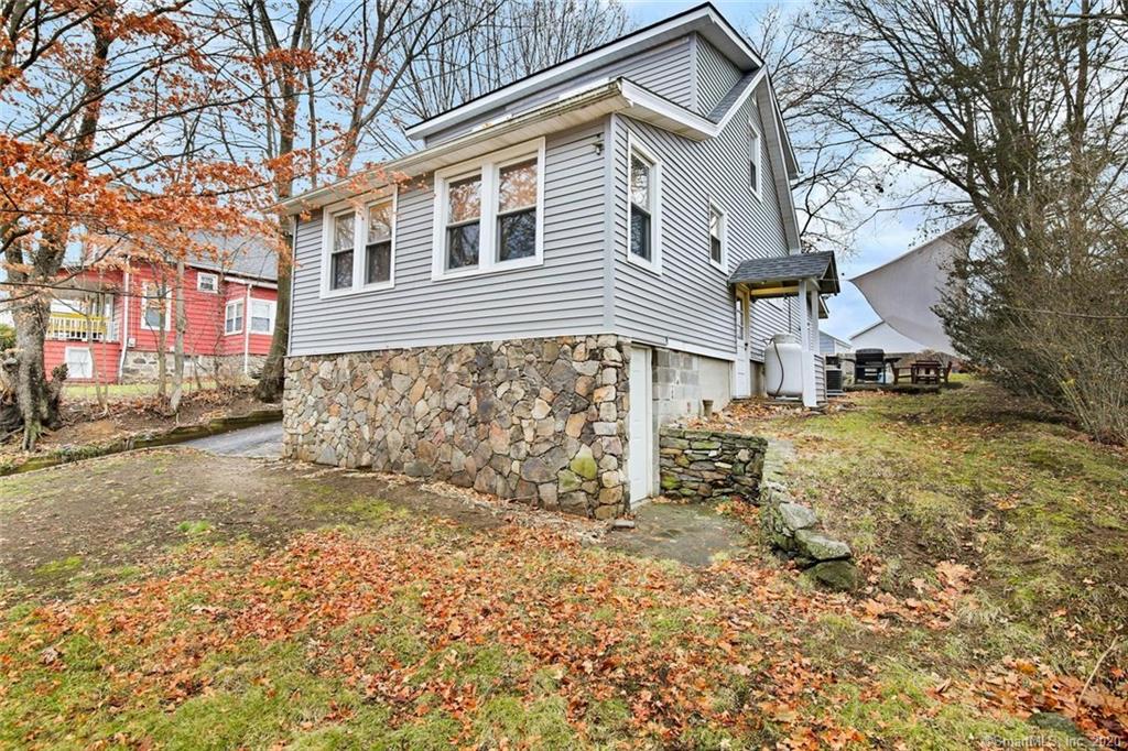 1A Grove Street Danbury CT 06810