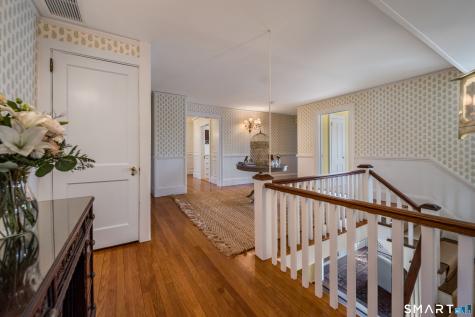 88 Main Street Essex CT 06426