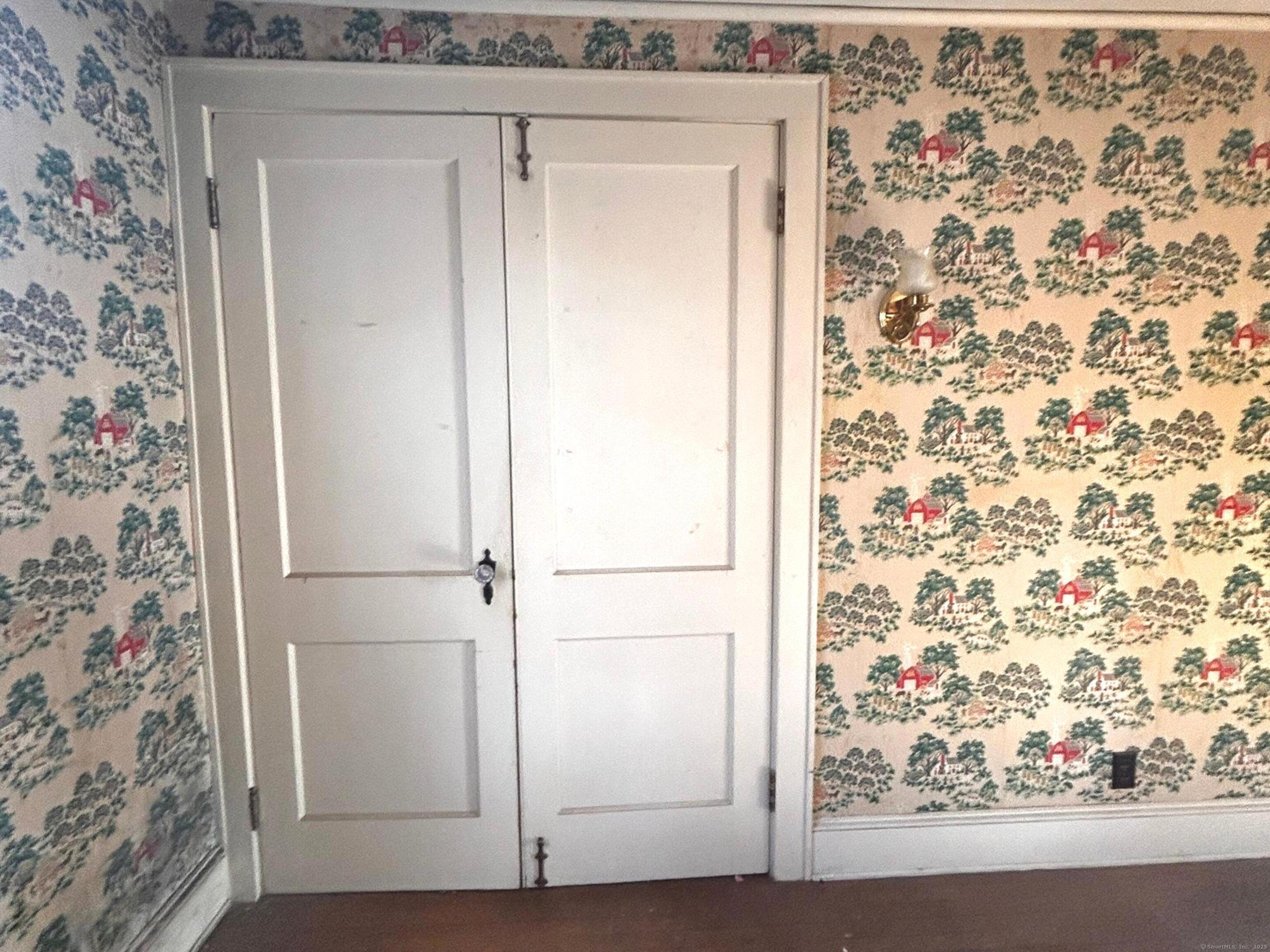 985 Storrs Road Mansfield CT 06268