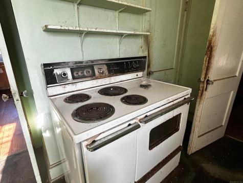 985 Storrs Road Mansfield CT 06268