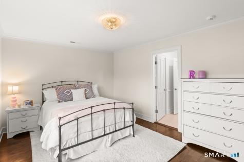 19 Thomasina Lane Darien CT 06820