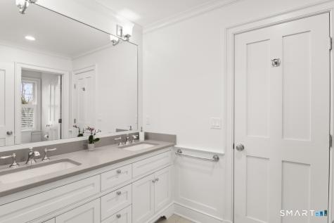 19 Thomasina Lane Darien CT 06820
