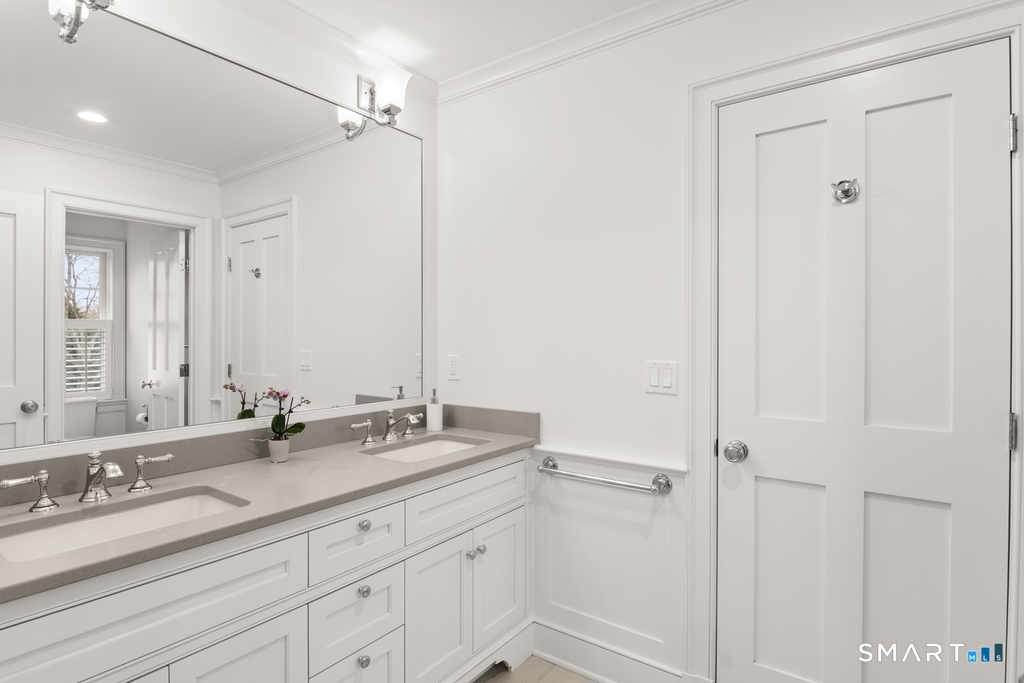 19 Thomasina Lane Darien CT 06820