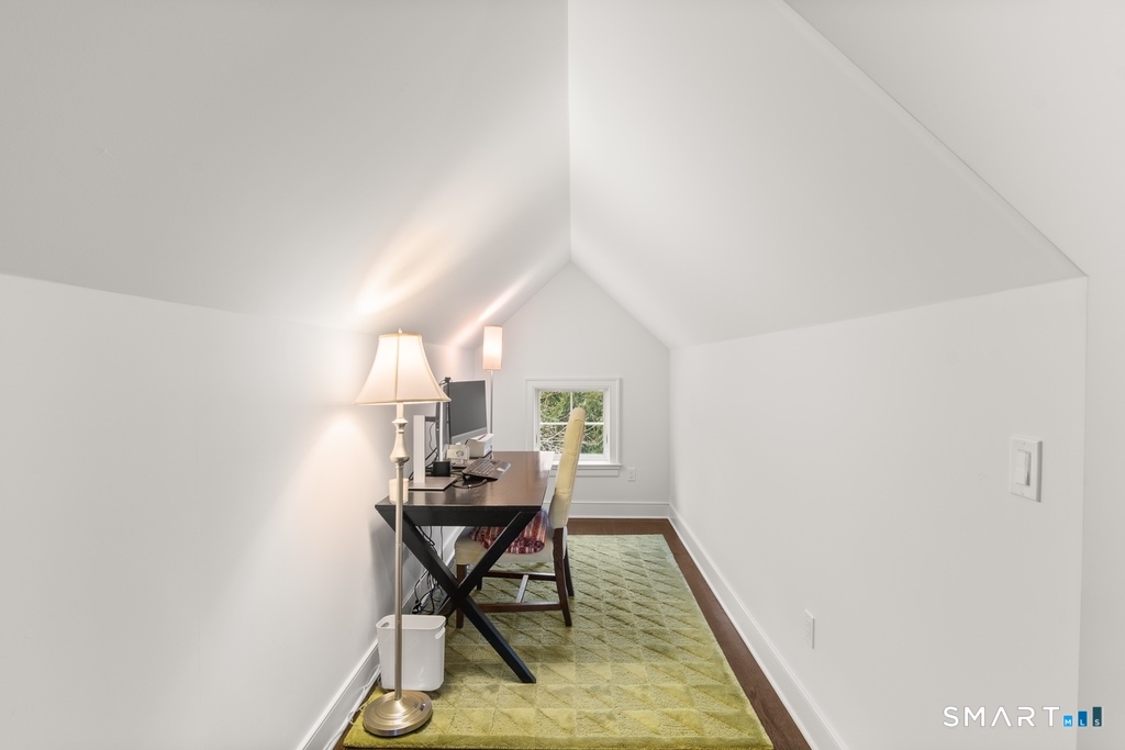 19 Thomasina Lane Darien CT 06820