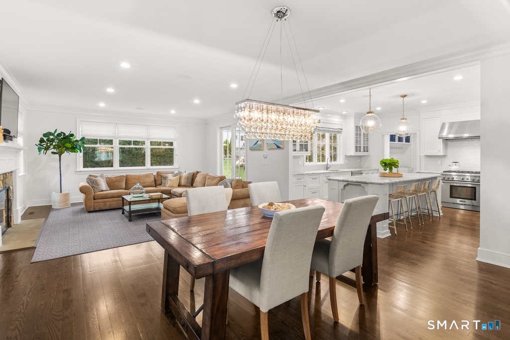 19 Thomasina Lane Darien CT 06820