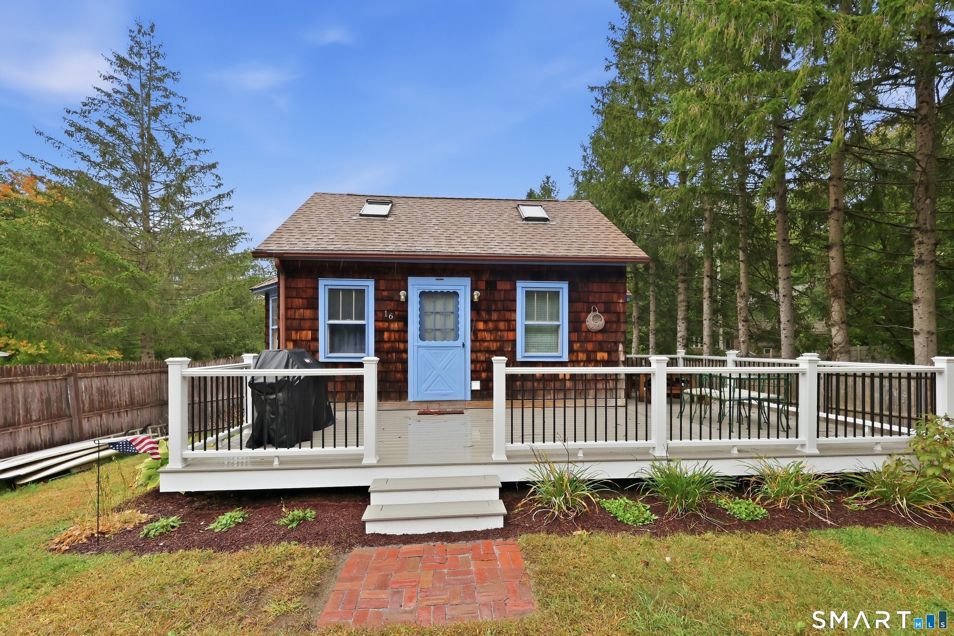 16 Pond Road New Hartford CT 06057