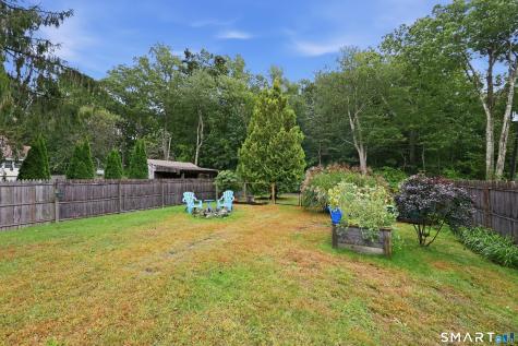 16 Pond Road New Hartford CT 06057