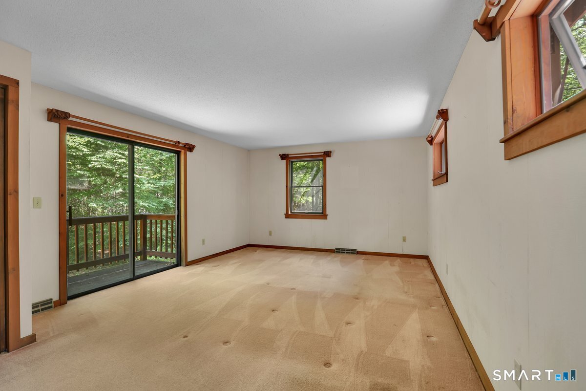 33 Quiet Woods Road East Hampton CT 06424