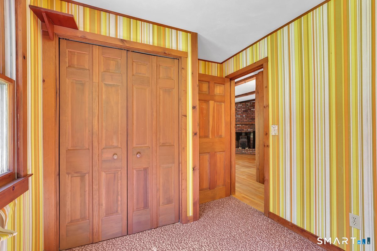 33 Quiet Woods Road East Hampton CT 06424