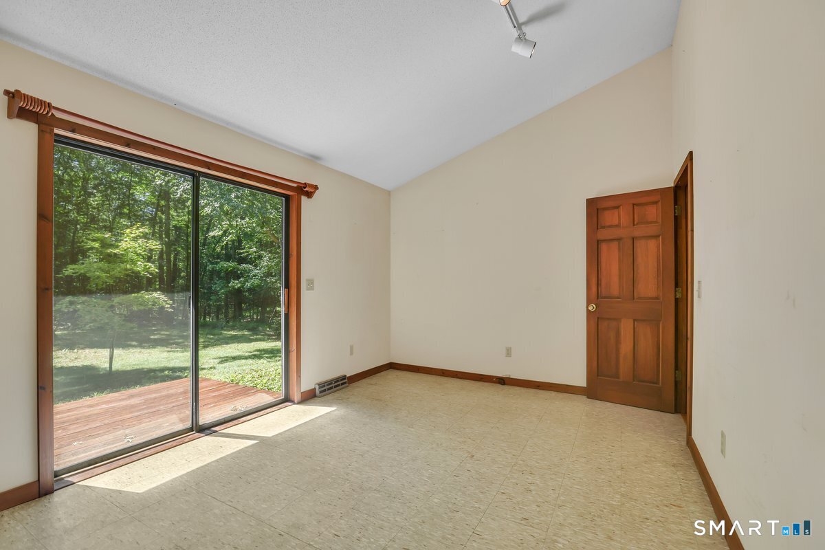 33 Quiet Woods Road East Hampton CT 06424
