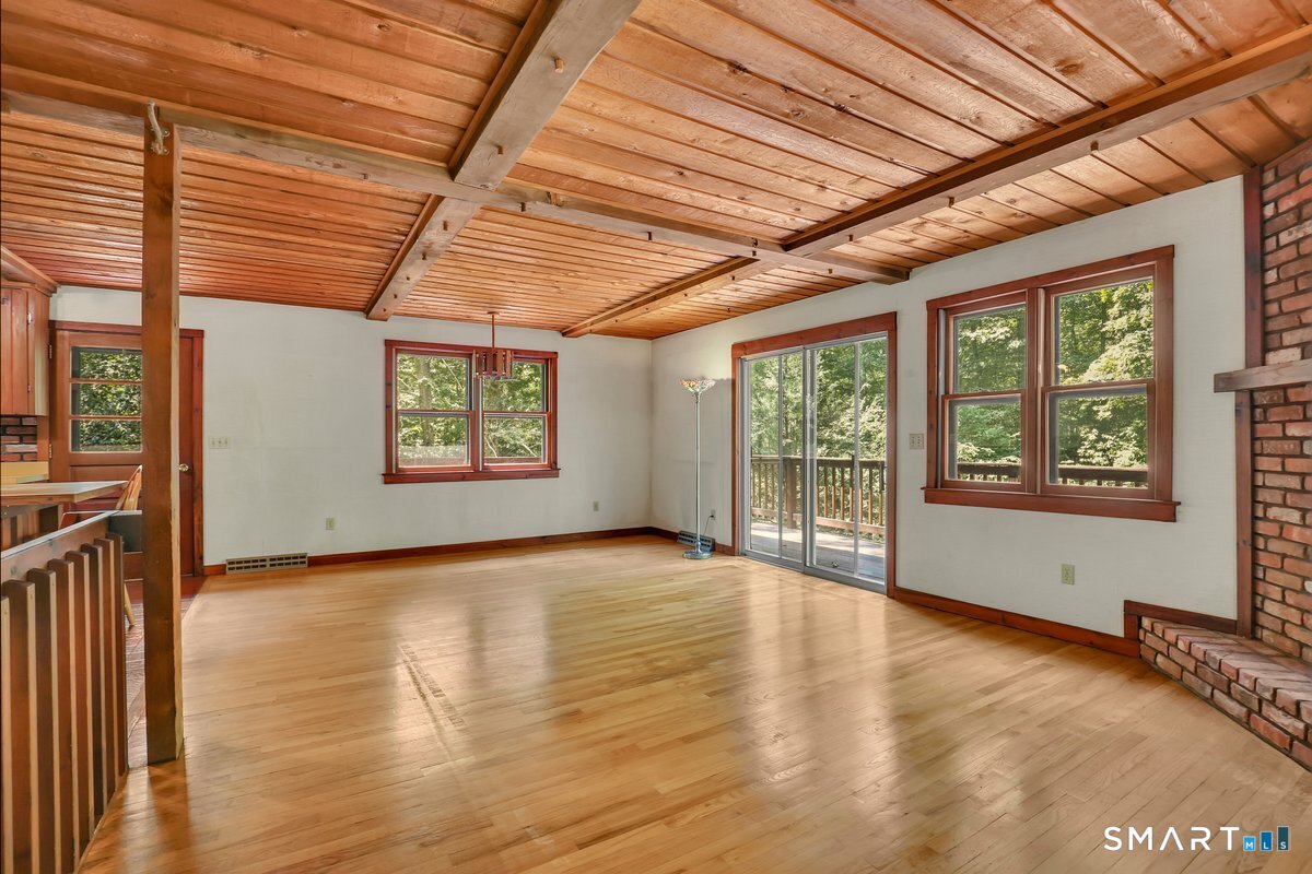 33 Quiet Woods Road East Hampton CT 06424