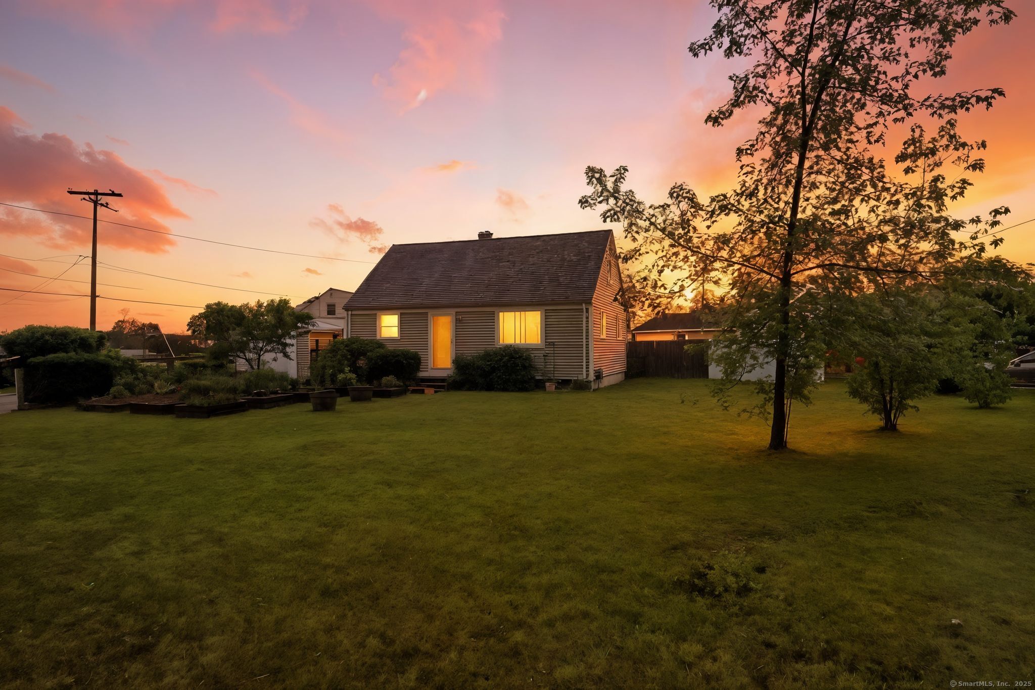 2 Thomas Street Enfield CT 06082