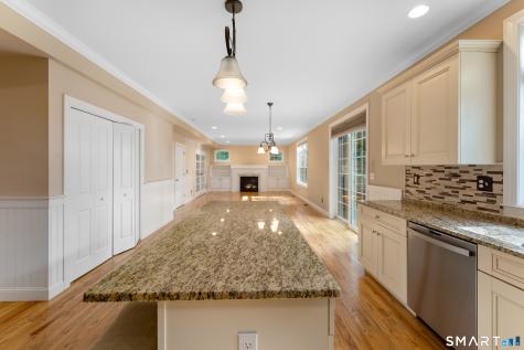 107 Harvest Lane Milford CT 06461