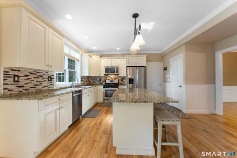 107 Harvest Lane Milford CT 06461