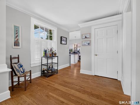 415 Pequot Avenue New London CT 06320