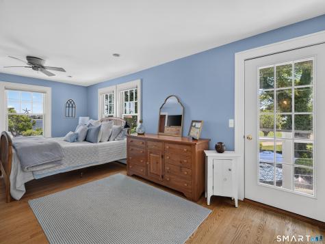 415 Pequot Avenue New London CT 06320