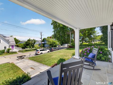 415 Pequot Avenue New London CT 06320