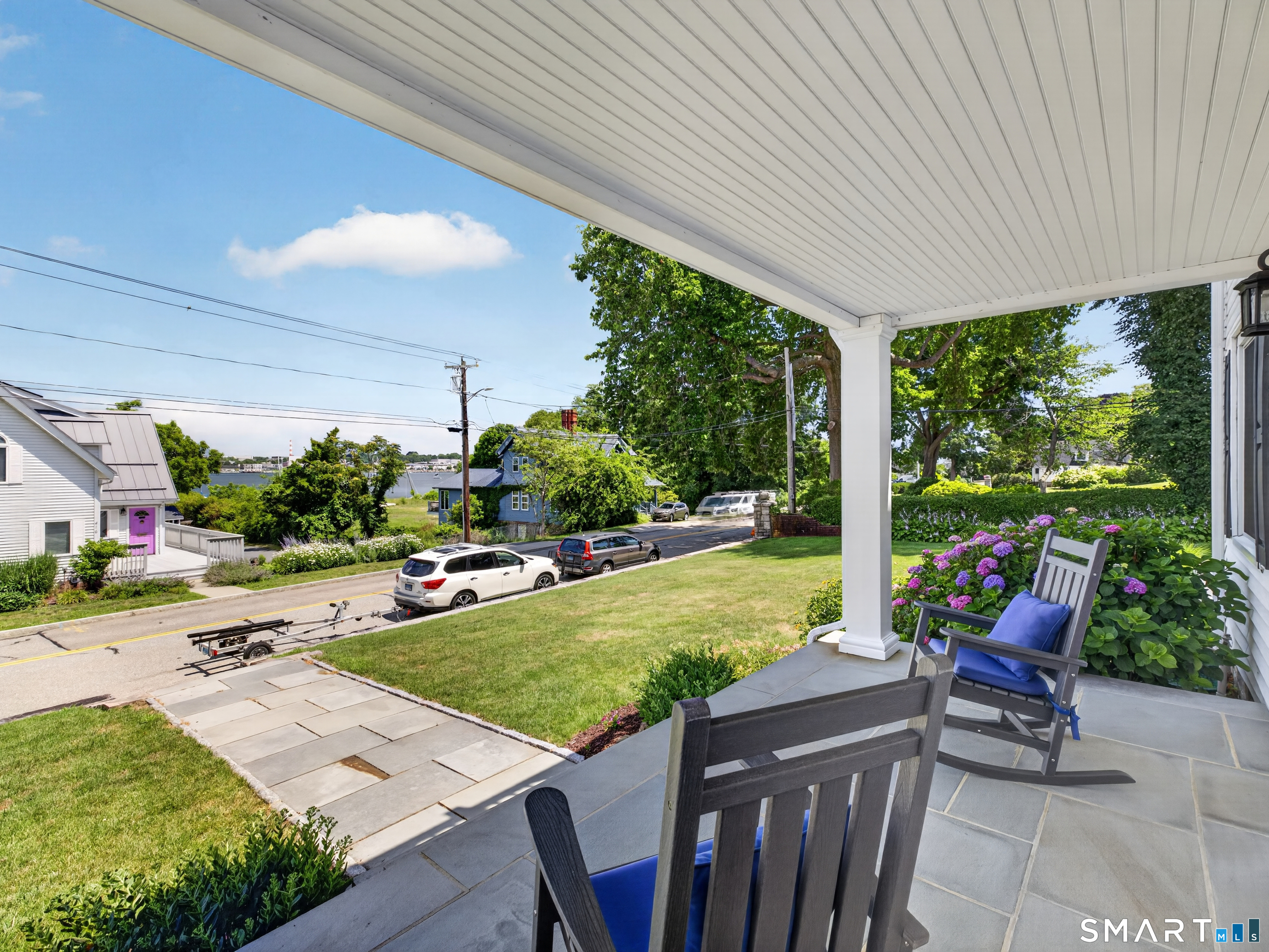 415 Pequot Avenue New London CT 06320