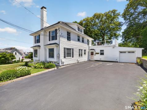 415 Pequot Avenue New London CT 06320
