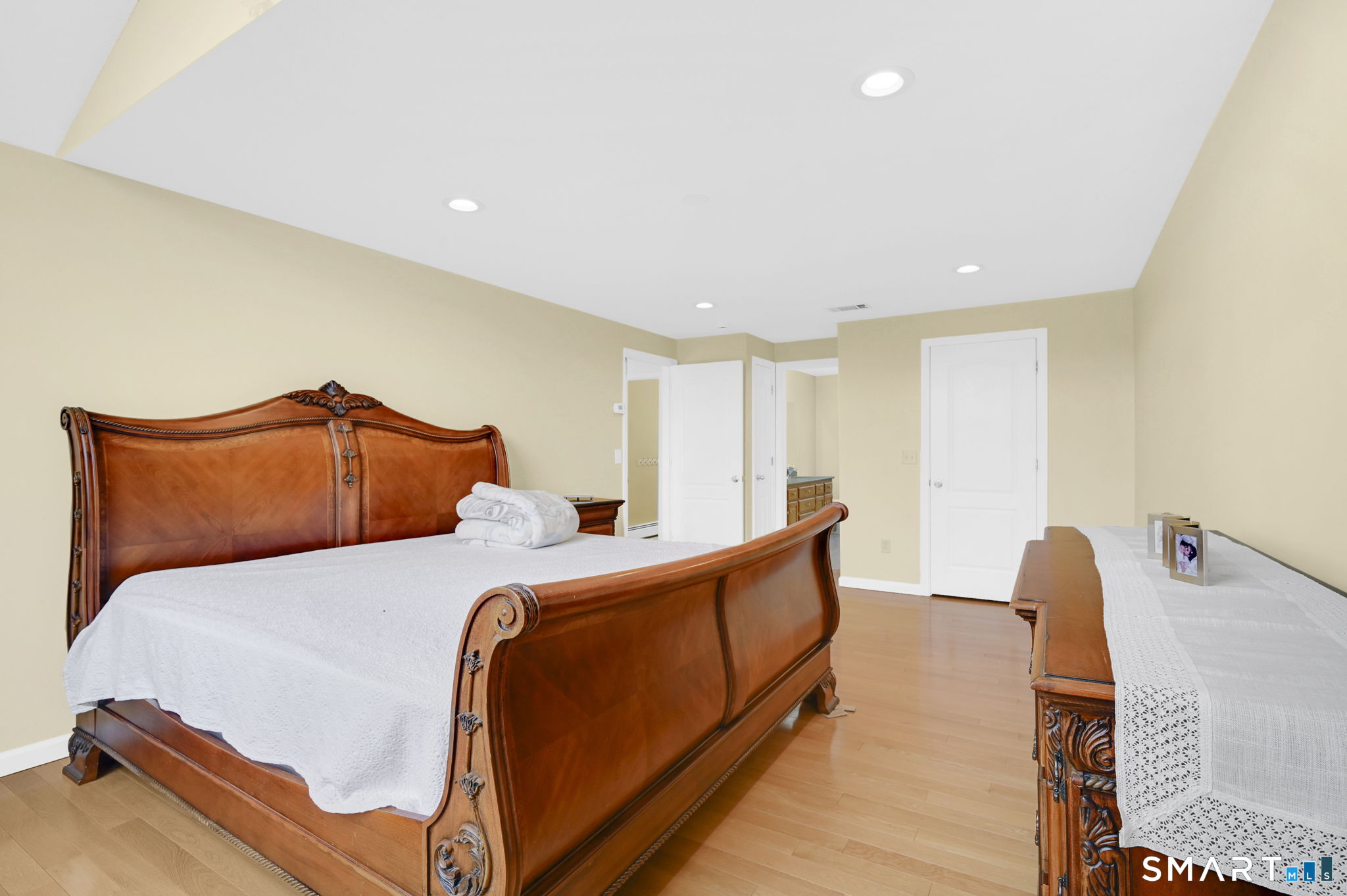 36 Cardinal Way South Windsor CT 06074