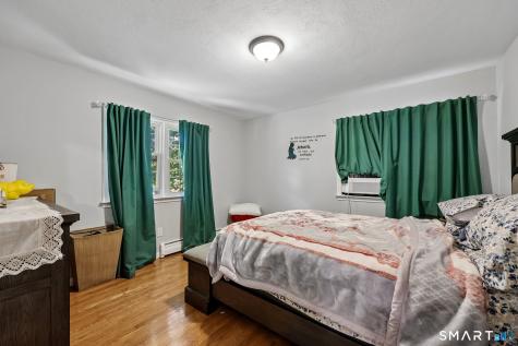 660 East South Street Suffield CT 06078