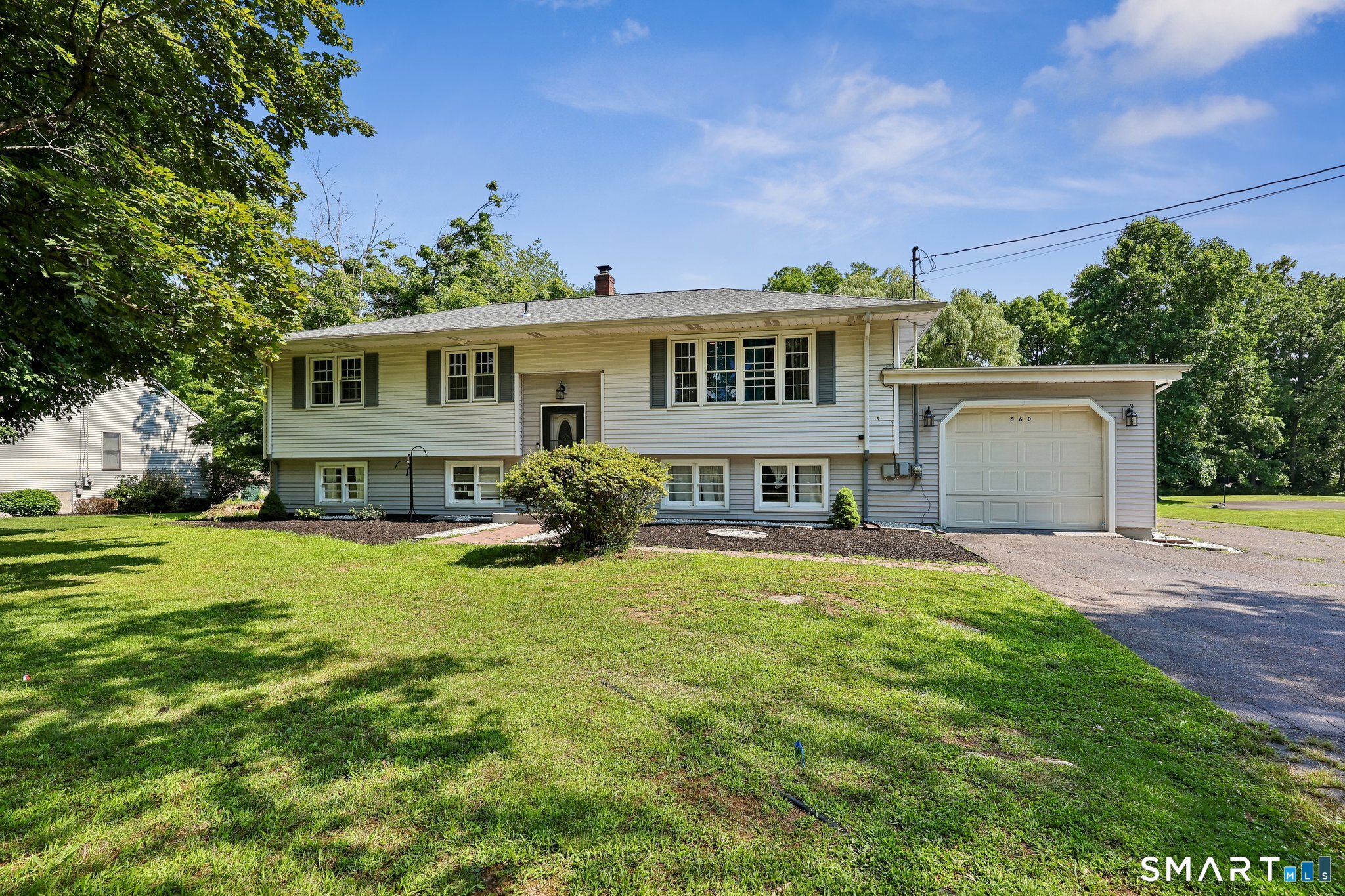 660 East South Street Suffield CT 06078