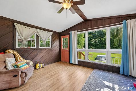 660 East South Street Suffield CT 06078