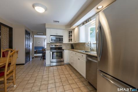 1472 Hartford Turnpike North Haven CT 06473