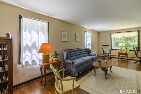 1472 Hartford Turnpike North Haven CT 06473