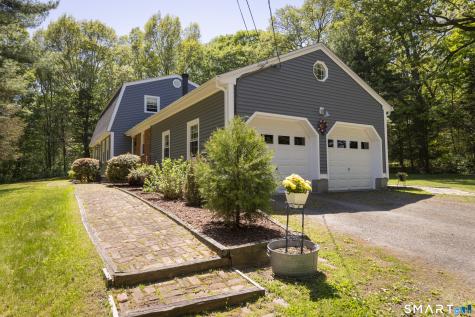 1472 Hartford Turnpike North Haven CT 06473