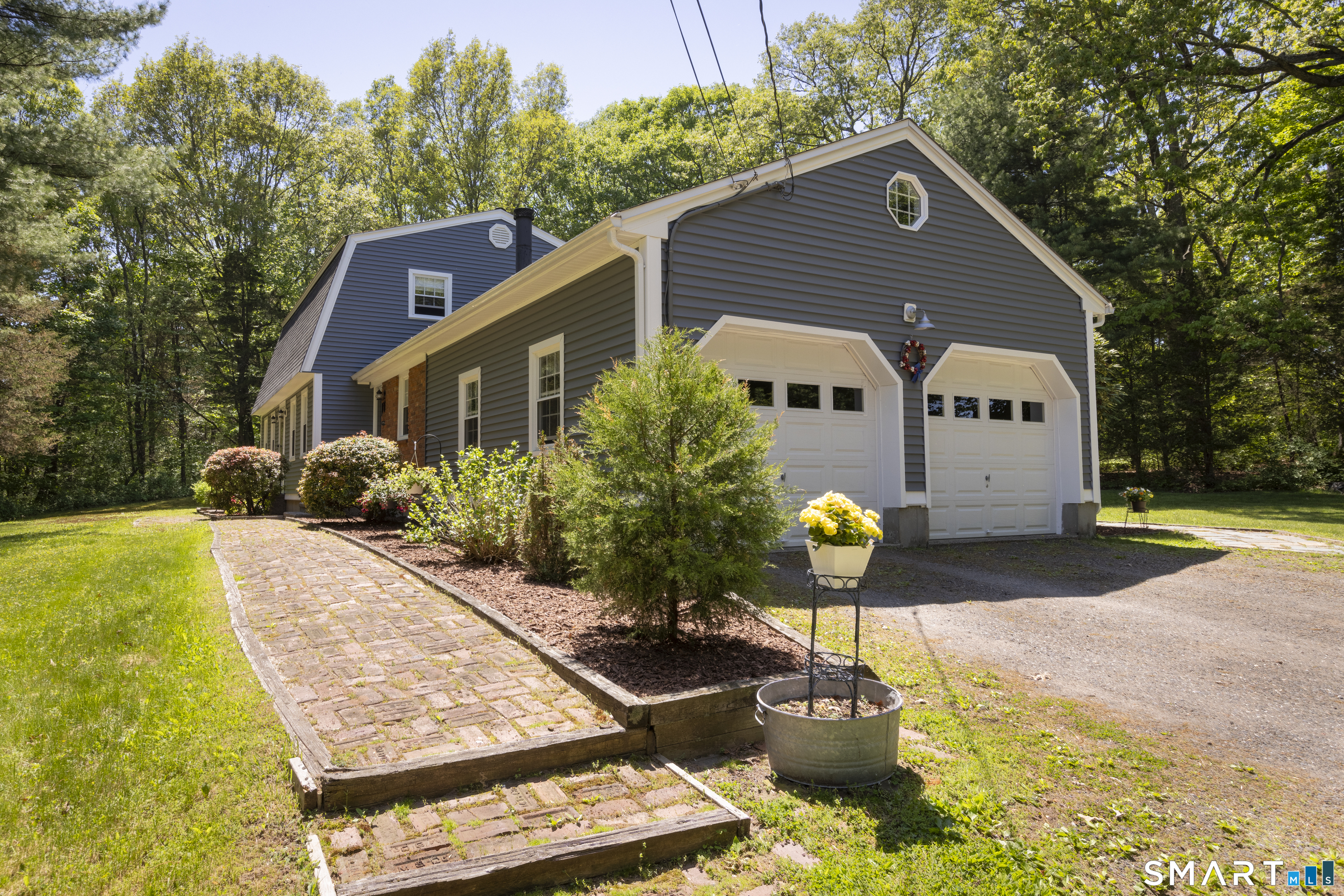 1472 Hartford Turnpike North Haven CT 06473