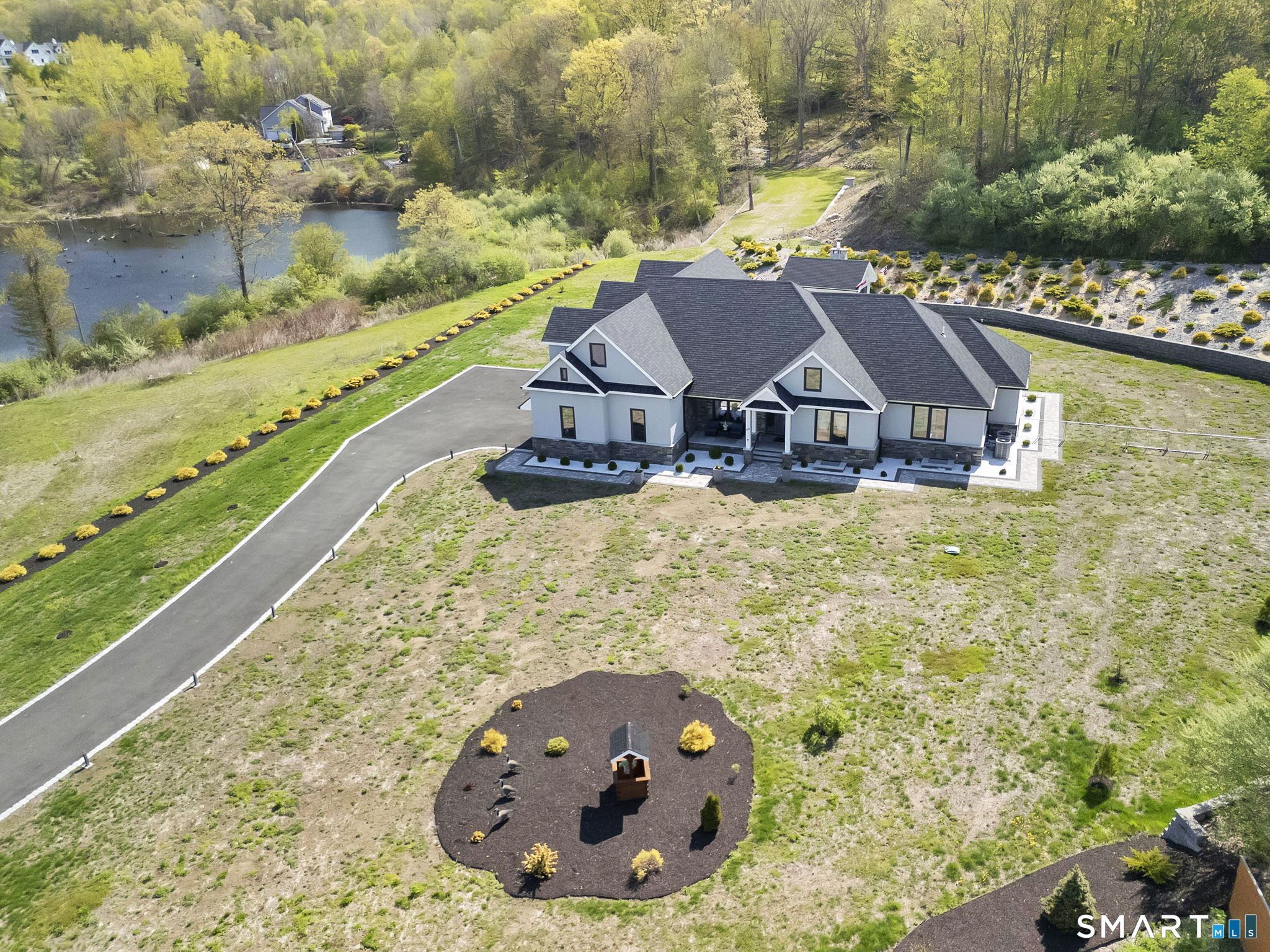 99 Mesa Drive Bethany CT 06524