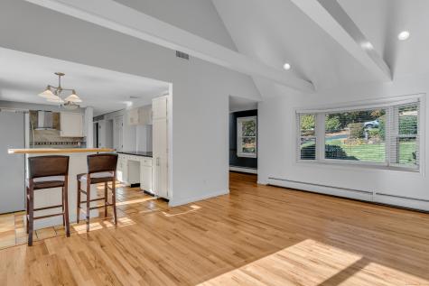 84 Oxbow Lane North Branford CT 06472