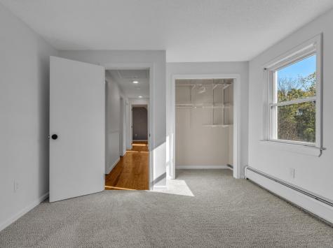 84 Oxbow Lane North Branford CT 06472