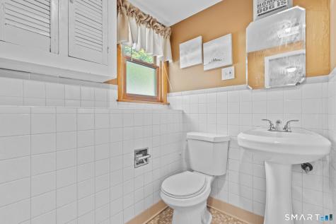 63 Bates Street Hartford CT 06114