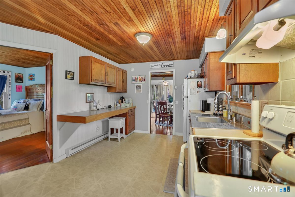 51 Highland Avenue Guilford CT 06437