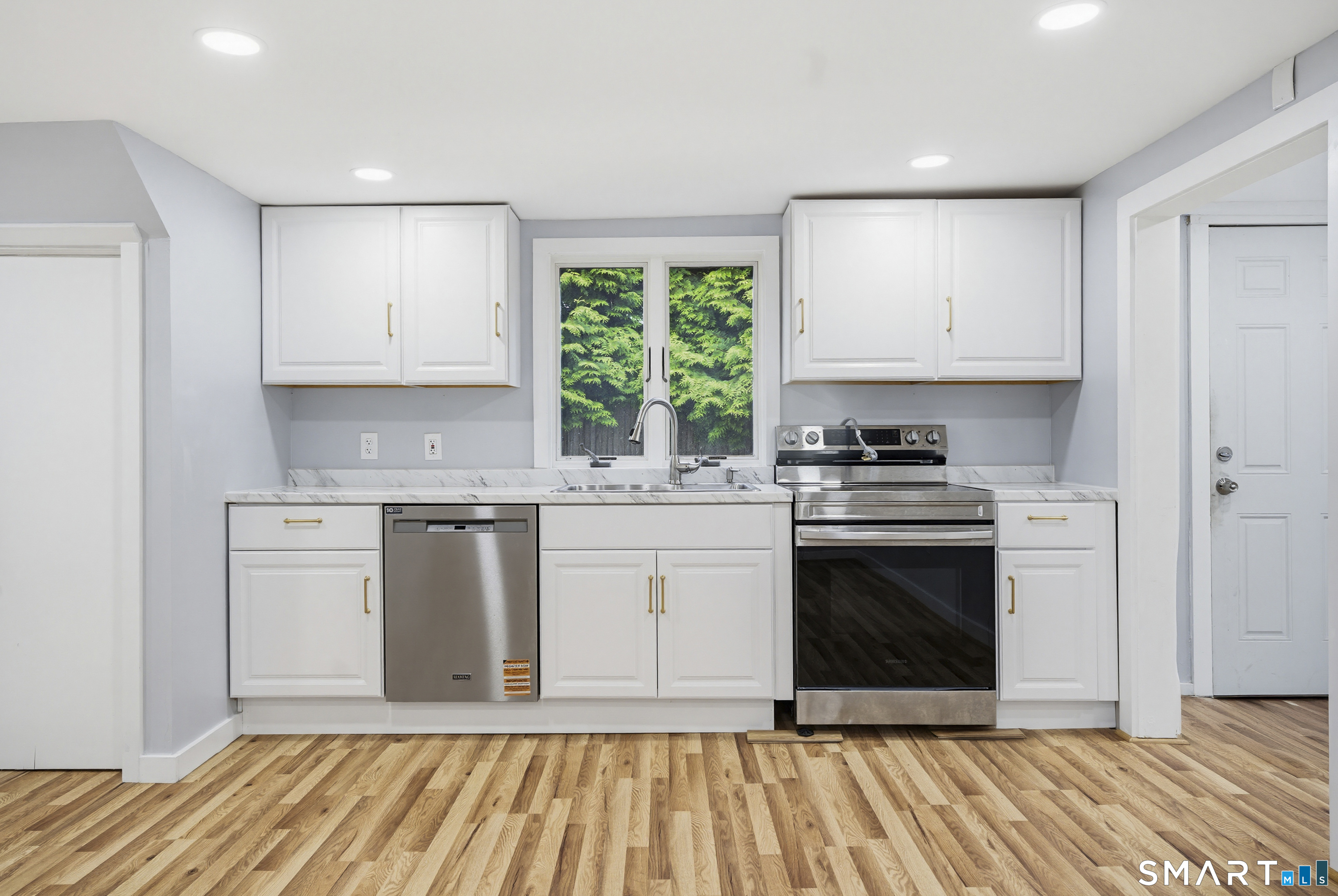 23 James Avenue Waterford CT 06375
