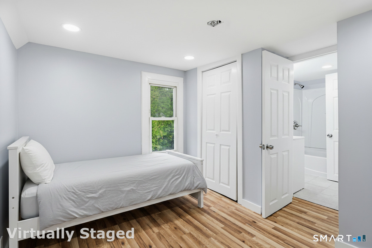 23 James Avenue Waterford CT 06375