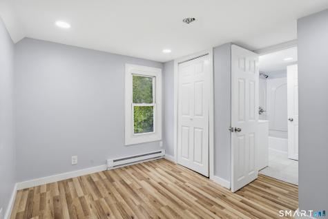23 James Avenue Waterford CT 06375