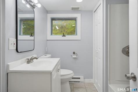 23 James Avenue Waterford CT 06375