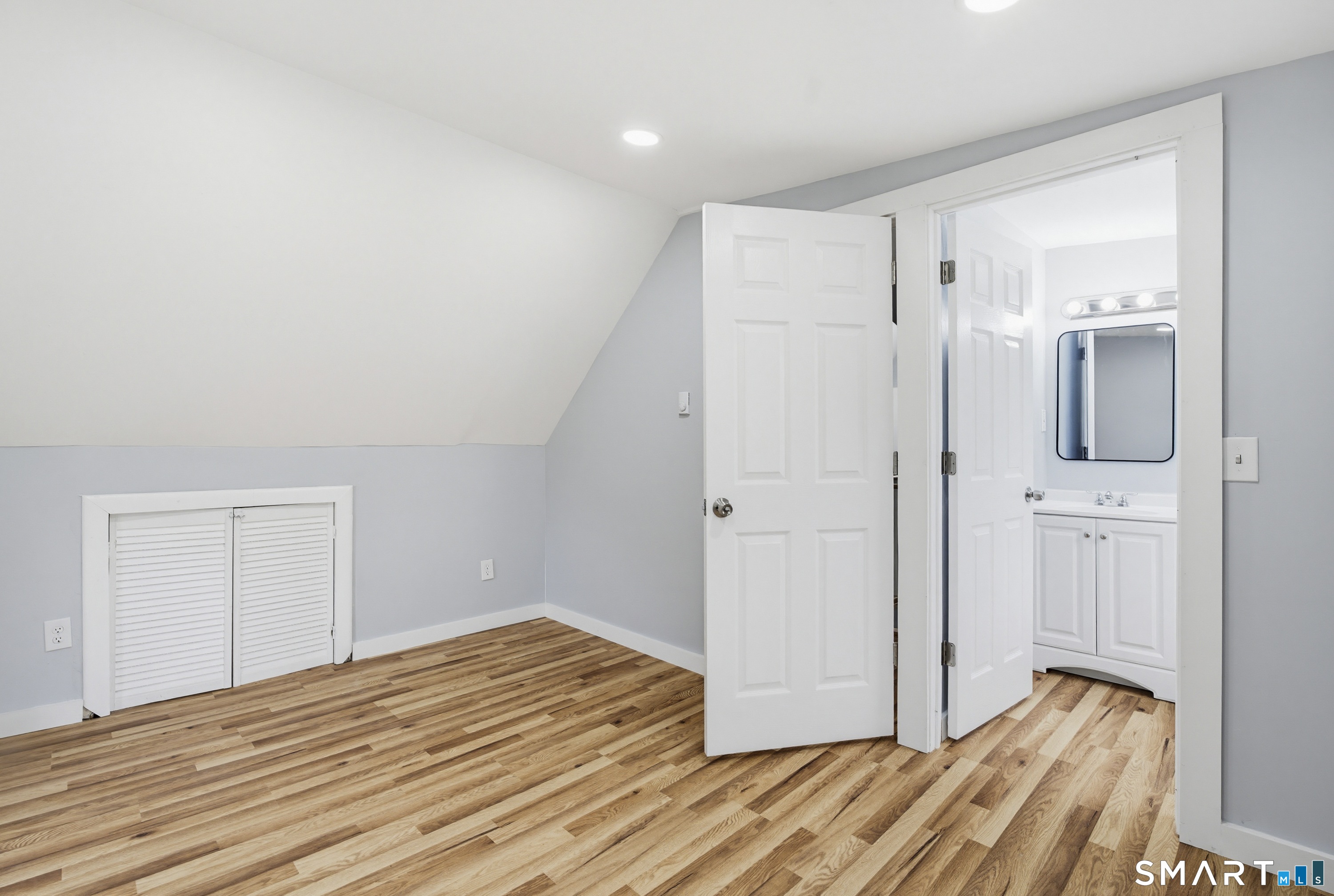 23 James Avenue Waterford CT 06375