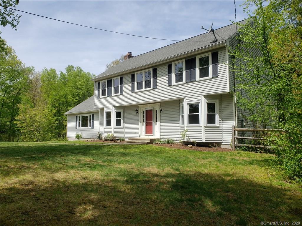 14 Meadow Brook Road Newtown CT 06470