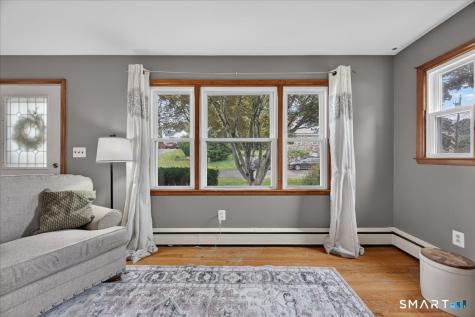 37 Vivian Street Waterford CT 06385