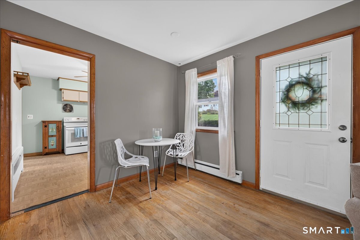 37 Vivian Street Waterford CT 06385